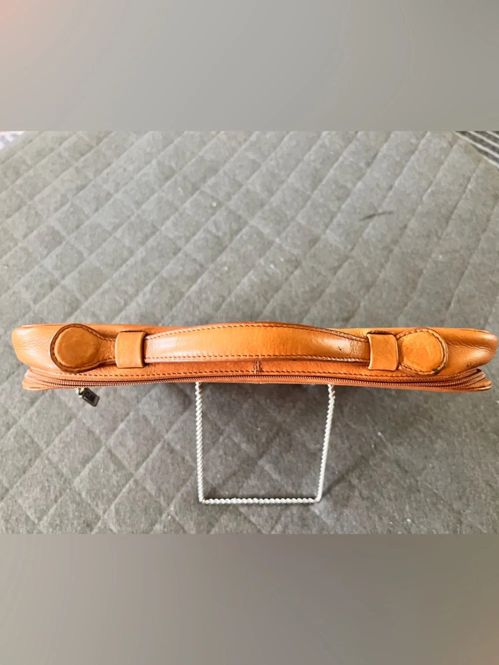 CLAVA Tan Leather Large Laptop Briefcase